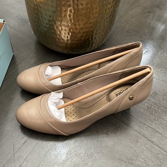 LifeStride Dreams Women's Dress Wedges (WIDE) - Picture 10 of 12